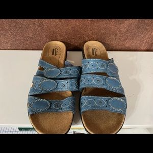 Clarks Leisa Leather Slip On Slide Sandals Blue  Women's 9 New No Box